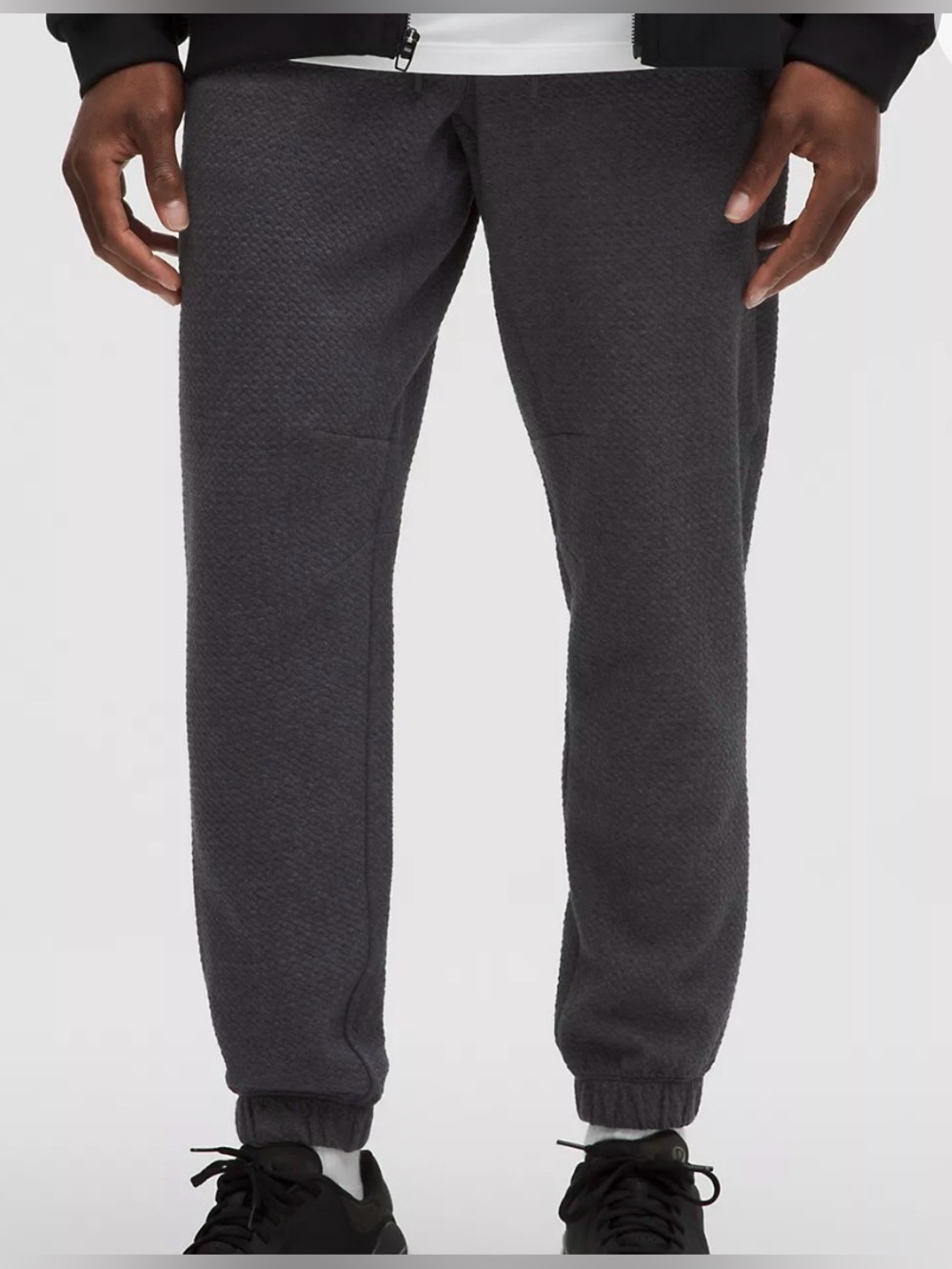 Lululemon Men's Ease The Day Gray Quilted Jogger Pants - Size M